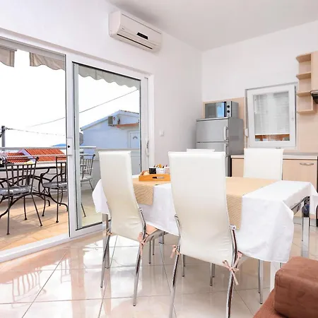 By The Sea - Trogir - 10328 아파트 브랜지카